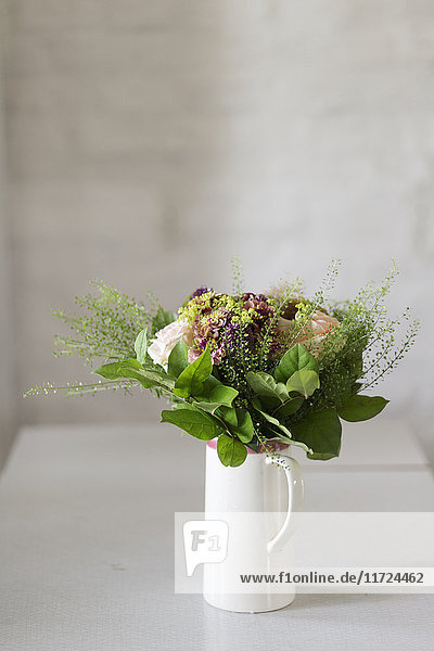 Flower bouquet in vase