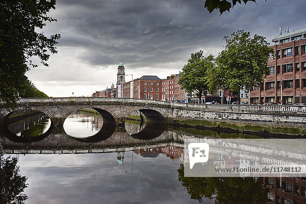 Mellows Bridge über den Fluss Liffey Dublin Republik Irland