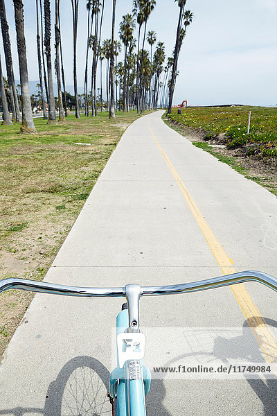 Fahrrad auf dem Fahrradweg  Santa Barbara