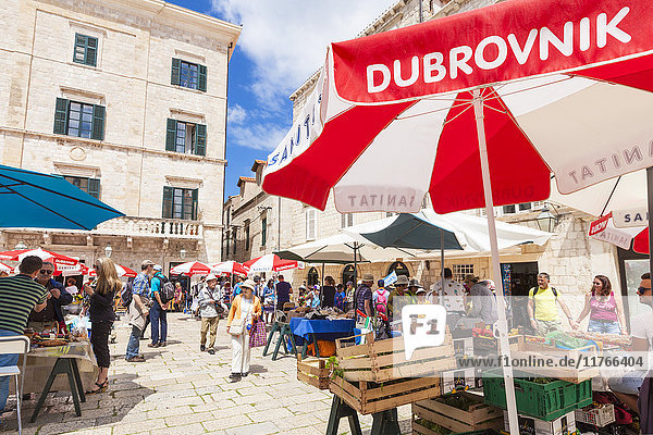 Offener Markt auf dem Gundulic-Platz  Altstadt von Dubrovnik  Dubrovnik  Dalmatinische Küste  Kroatien  Europa