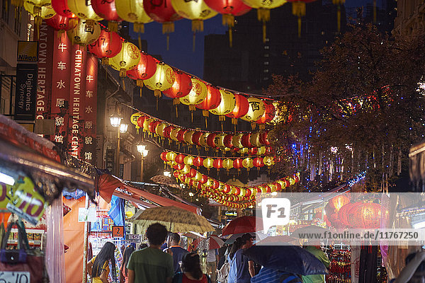 Lanterns illuminate New Bridge Road  Chinatown  Singapore  Southeast Asia  Asia