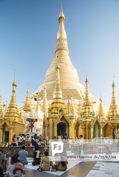Shwedagon Pagoda Yangon (Rangoon) Myanmar (Burma) Asia