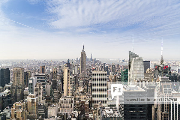 Skyline von Manhattan und Empire State Building  New York City  Vereinigte Staaten von Amerika  Nordamerika