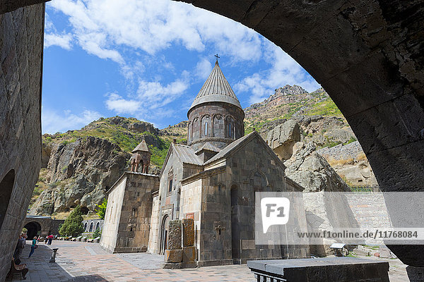 Das Geghard-Kloster aus dem 4. Jahrhundert  UNESCO-Weltkulturerbe  Provinz Kotayk  Eriwan  Armenien  Kaukasus  Asien