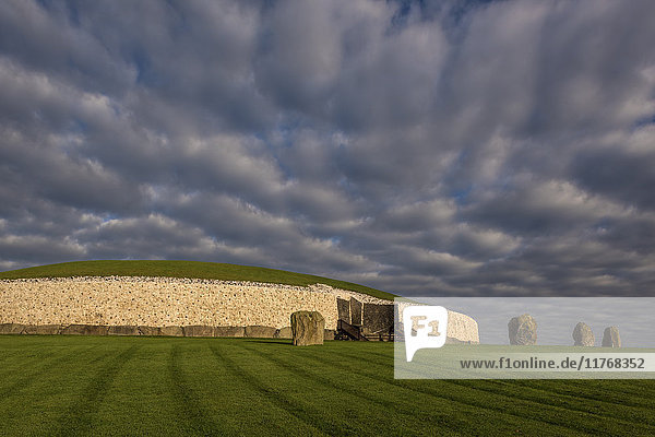 Newgrange  UNESCO-Welterbestätte  Grafschaft Meath  Leinster  Republik Irland  Europa