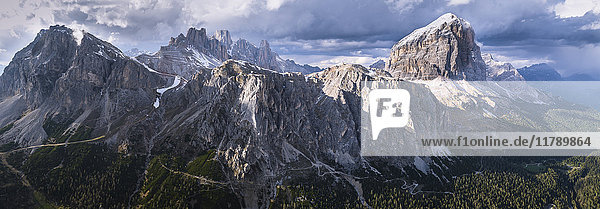 Italien  Südtirol  Dolomiten  Tofane massiv