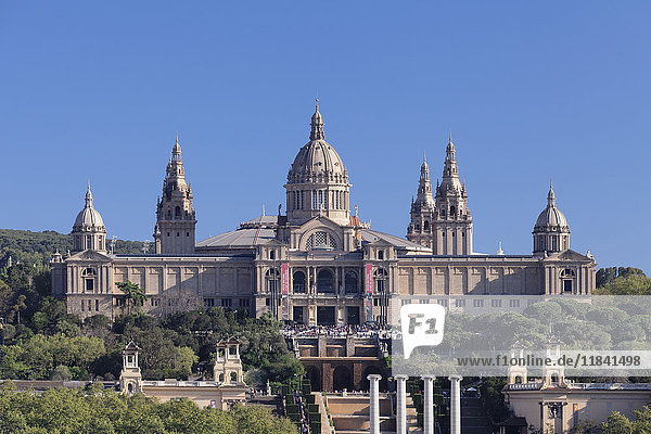 Palau Nacional (Museu Nacional d'Art de Catalunya)  Montjuic  Barcelona  Katalonien  Spanien  Europa