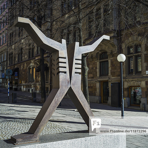 Metallskulptur in Form eines menschlichen Körpers; Stockholm  Schweden