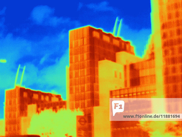 Wärmebildaufnahme von Details des MI6-Gebäudes  London  UK