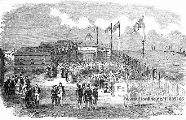 Radierung der Illustrated London News aus dem Jahr 1854: Die Musikkapelle des dritten französischen Regiments spielt in der H.M.Naval
