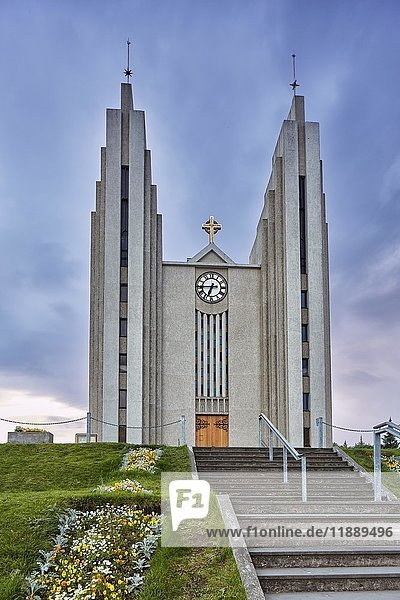 Kirche Akureyrarkirkja  Akureyri  Island  Europa