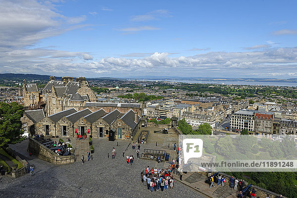 UK  Scotland  Edinburgh  view to the city from Edinburgh Castle