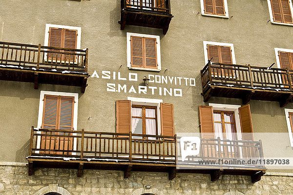 Italien  Aostatal  Torgnon  Asilo Convitto San Martino