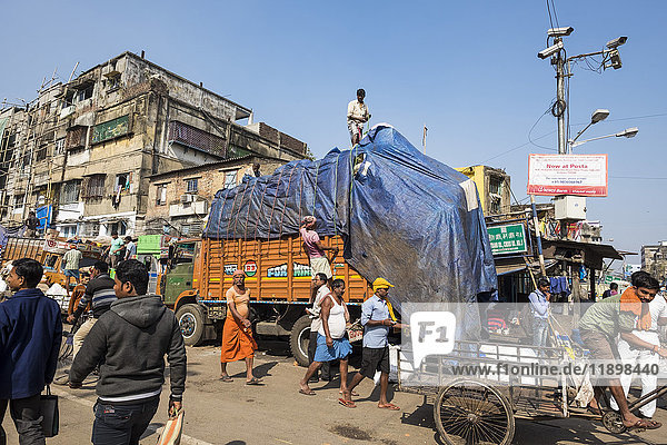 Indien  Westbengalen  Kolkata  Arbeiter