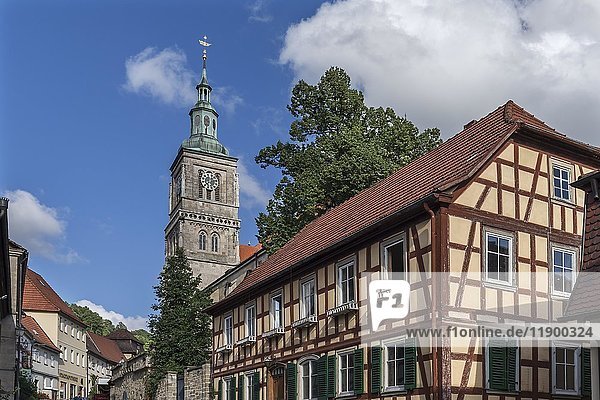 Historisches Fachwerkhaus  am Hinterturm der Marienkirche  Königsberg  Unterfranken  Bayern  Deutschland  Europa
