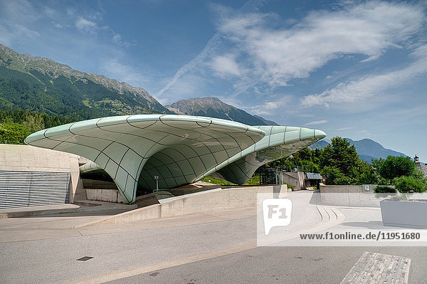 Österreich  Innsbruck  Bahnhof Hungerburgbahn
