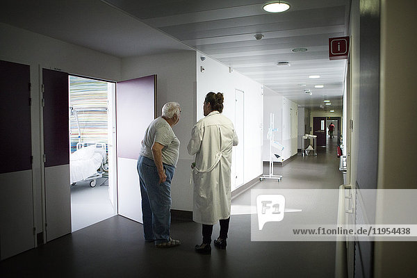 Reportage in a weekly hospitalization service in the endocrinology unit of a hospital in Savoie  France. Diabetic patients are hospitalized for a week to undergo an assessment on their diabetes: evolution of the diabetes  dietary habits and therapeutic education. A doctor talks to a patient.