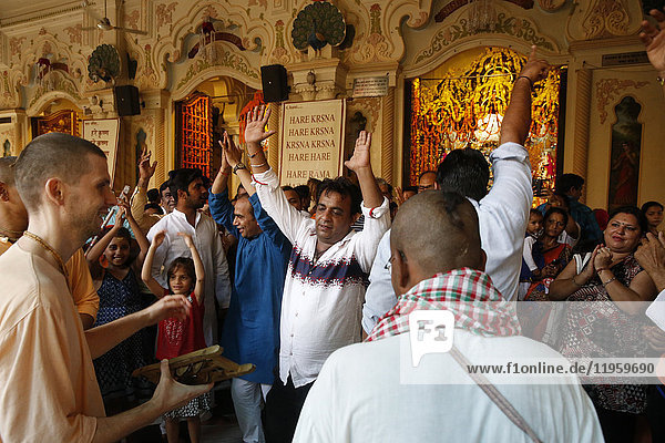 Dancing and chanting at Krishna-Balaram temple  Vrindavan  Uttar Pradesh  India  Asia