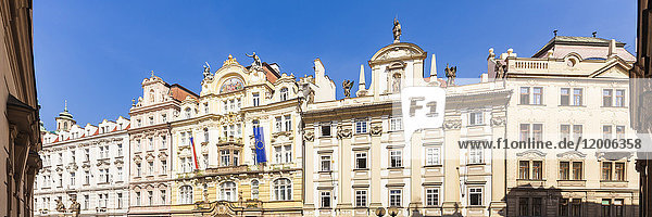 Tschechische Republik  Prag  Altstadtplatz  Häuserzeile mit Handelsministerium