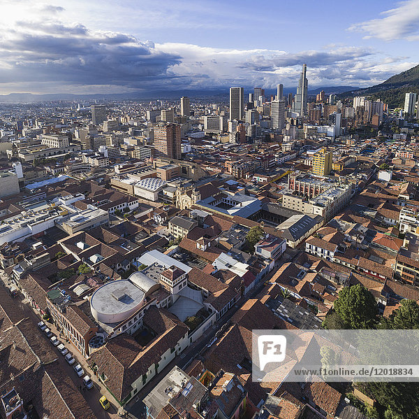 Luftaufnahme des Stadtbildes gegen den Himmel  Bogota  Kolumbien