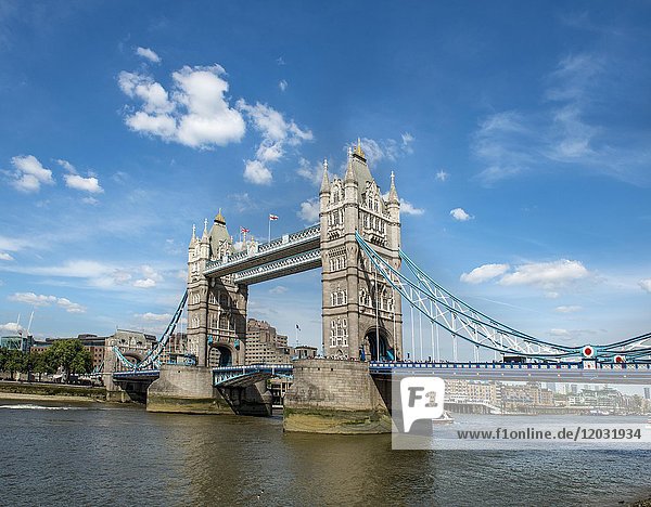 Tower Bridge  Thames  Southwark  London  England  Great Britain
