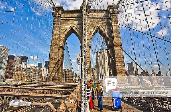 Brooklyn Bridge  on background Lower Manhattan skyscraper  New York City  New York  USA.