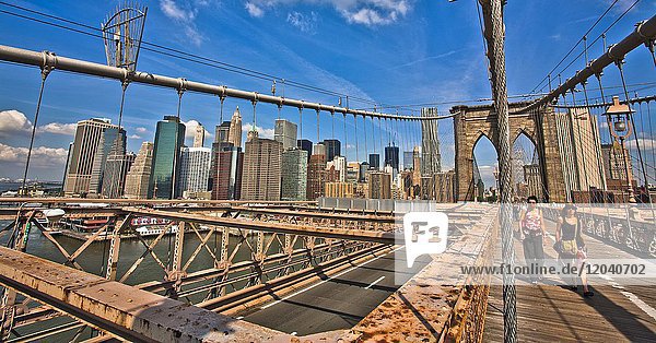 Brooklyn Bridge  on background Lower Manhattan skyscraper  New York City  New York  USA.