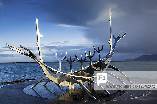 Skulptur Sun Voyager   Reykjavik  Island  Polarregionen