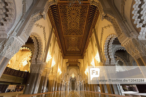 Innenraum der Moschee Hassan II (Grande Moschee Hassan II)  Casablanca  Marokko