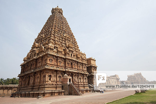 Der prächtige Brihadeeswara-Tempel aus der Cholan-Dynastie  UNESCO-Weltkulturerbe  erbaut im Jahr 1010  Thanjavur  Tamil Nadu  Indien  Asien
