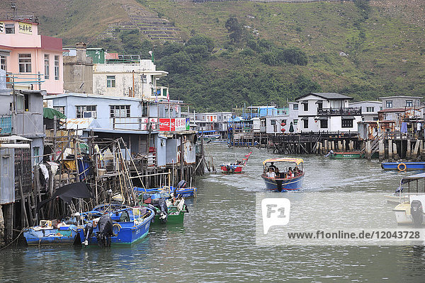 Stelzenhäuser  Kanal  Fischerdorf Tai O  Insel Lantau  Hongkong  China  Asien