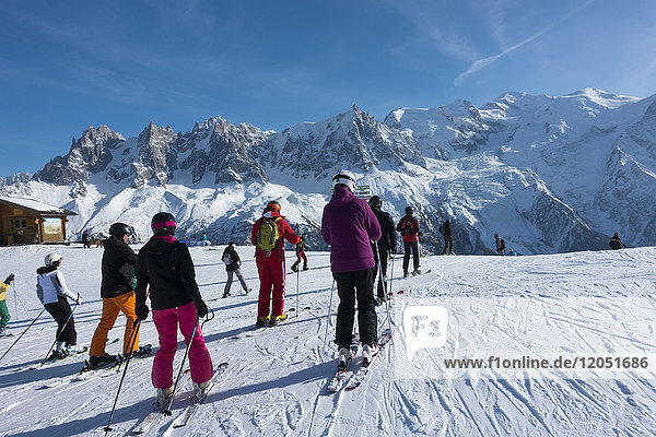 Skifahrer im Skigebiet Brevent-Flegere; Chamonix  Frankreich