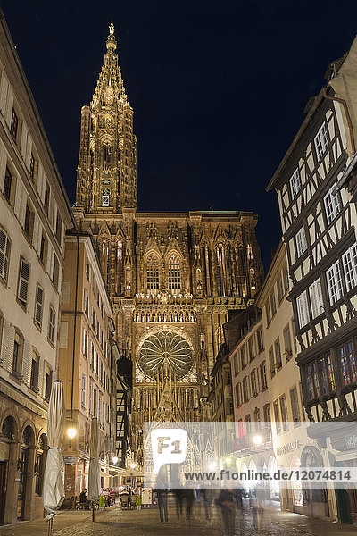 Münster Notre-Dame bei Nacht  Straßburg  Elsass  Departement Bas-Rhin  Frankreich  Europa