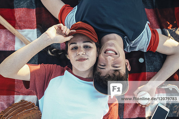 2,2 Menschen,20 - 30 Jahre,20 bis 25,am Tag,Ansicht