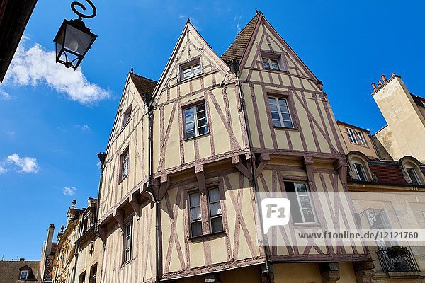 Traditional timber-frame Tudor style buildings  Maison aux 3 pignons  Dijon  Côte d'Or  Burgundy Region  Bourgogne  France  Europe