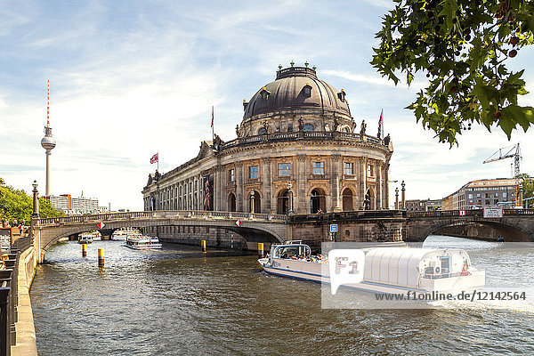 Germany  Berlin  Berlin-Mitte  view to Berlin TV Tower and Bode Museum with tourboat on Spree in the foreground