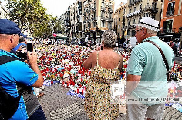 Flowers in tribute to the victims. On the afternoon of 17 August 2017  22-year-old Younes Abouyaaqoub drove a van into pedestrians on La Rambla in Barcelona  Catalonia  Spain  killing 13 people and injuring at least 130 others  one of whom died 10 days later on 27 August.