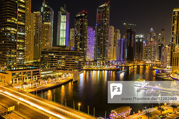 United Arab Emirates  Dubai  Dubai Marina at night