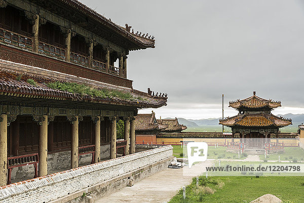 Tempel im Amarbayasgalant-Kloster  Berg Buren-Khaan  Bezirk Baruunburen  Provinz Selenge  Mongolei  Zentralasien  Asien
