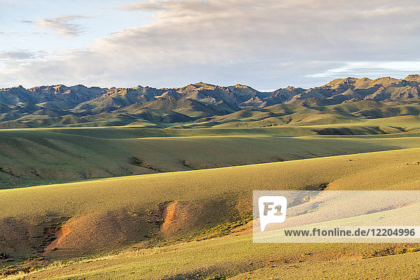 Hügel und Berge  Bezirk Bayandalai  Provinz Südgobi  Mongolei  Zentralasien  Asien