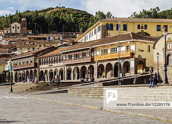 Kolonialhäuser mit Balkonen  Hauptplatz  UNESCO-Weltkulturerbe  Cusco  Peru  Südamerika