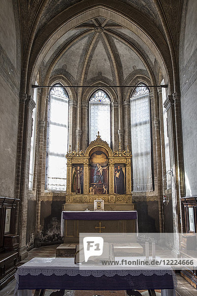 Italien  Venetien  Venedig  Kirche Santa Maria Gloriosa dei Frari  Pesaro-Kapelle  Jungfrau Maria mit Kind und Heiligen  Giovanni Bellini 1488