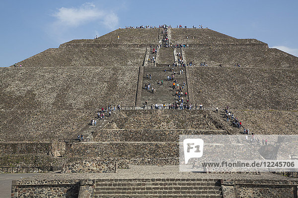 Sonnenpyramide  Archäologische Zone von Teotihuacan  UNESCO-Weltkulturerbe  Bundesstaat Mexiko  Mexiko  Nordamerika