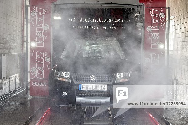 SUZUKI Grand Vitara  SUV  car in car wash  Germany  Europe