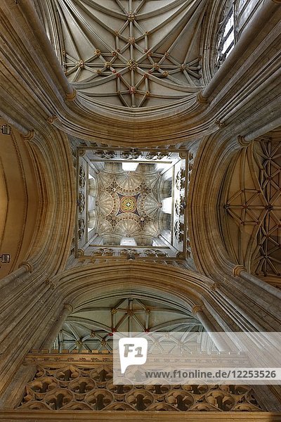 Kuppel  Vierungskuppel  Kathedrale von Canterbury  Canterbury  Kent  England  Vereinigtes Königreich  Europa