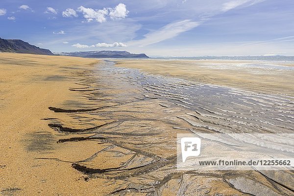 Sand structure with ripple at low tide  Rauðisandur Bay  Patreksfjörður  Vestfirðir  Iceland  Europe
