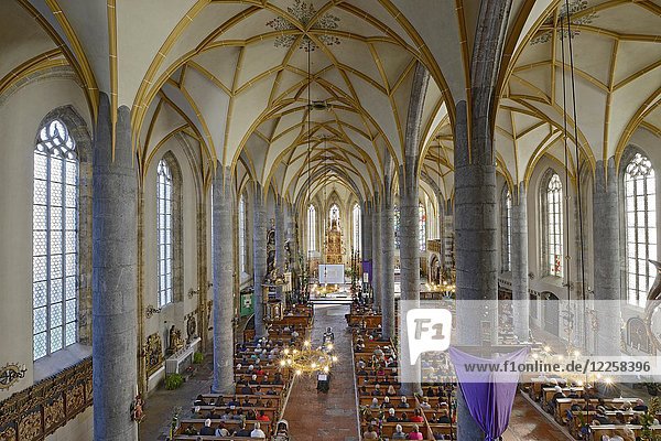 Messe am Palmsonntag  9.4.2017  Pfarrkirche Maria Himmelfahrt  Schwaz  Tirol  Österreich  Europa