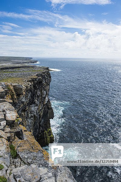 Rocky Cliffs of Árainn  Aran Islands  Ireland  Europe