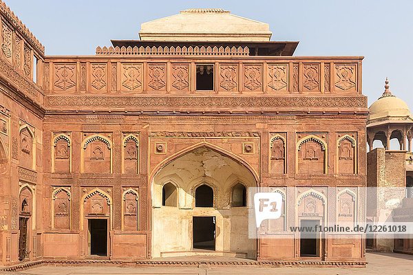 Palast im Agra Fort  Agra  Uttar Pradesh  Indien  Asien