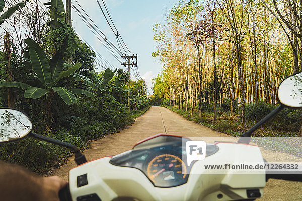 Thailand  Motorradtour durch den Dschungel